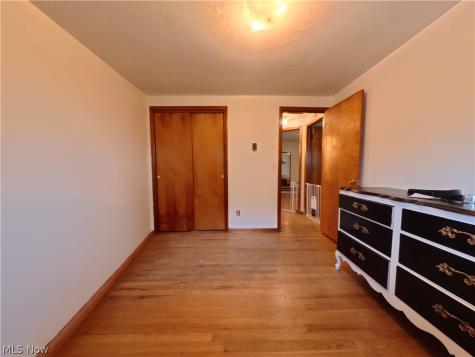 5216 Oakvale Street SW Canton OH 44706
