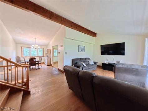 5216 Oakvale Street SW Canton OH 44706