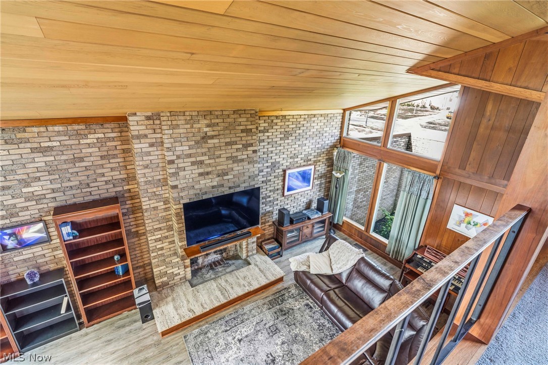 2422 Chestnut Boulevard Cuyahoga Falls OH 44223