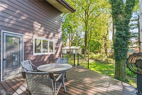 2422 Chestnut Boulevard Cuyahoga Falls OH 44223