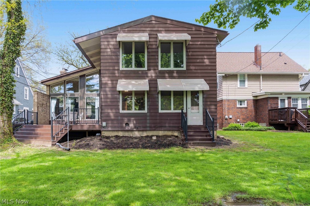 2422 Chestnut Boulevard Cuyahoga Falls OH 44223