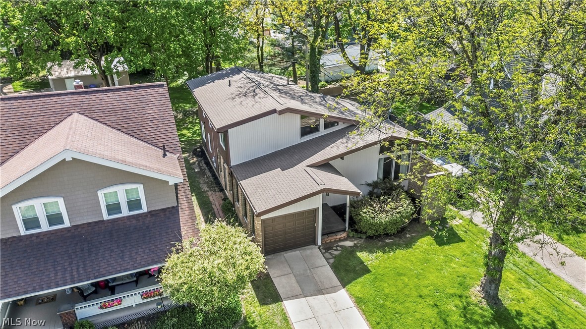 2422 Chestnut Boulevard Cuyahoga Falls OH 44223