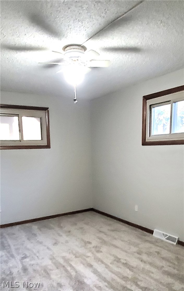 504 Larkin Avenue Akron OH 44305