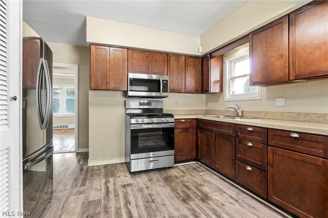 3657 Silsby Road University Heights OH 44118