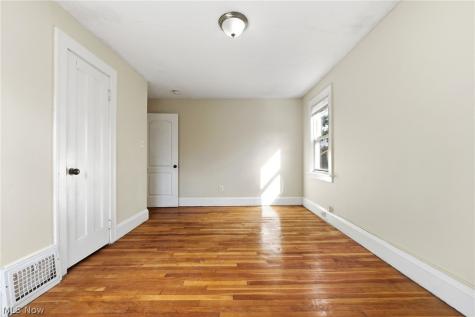 3657 Silsby Road University Heights OH 44118
