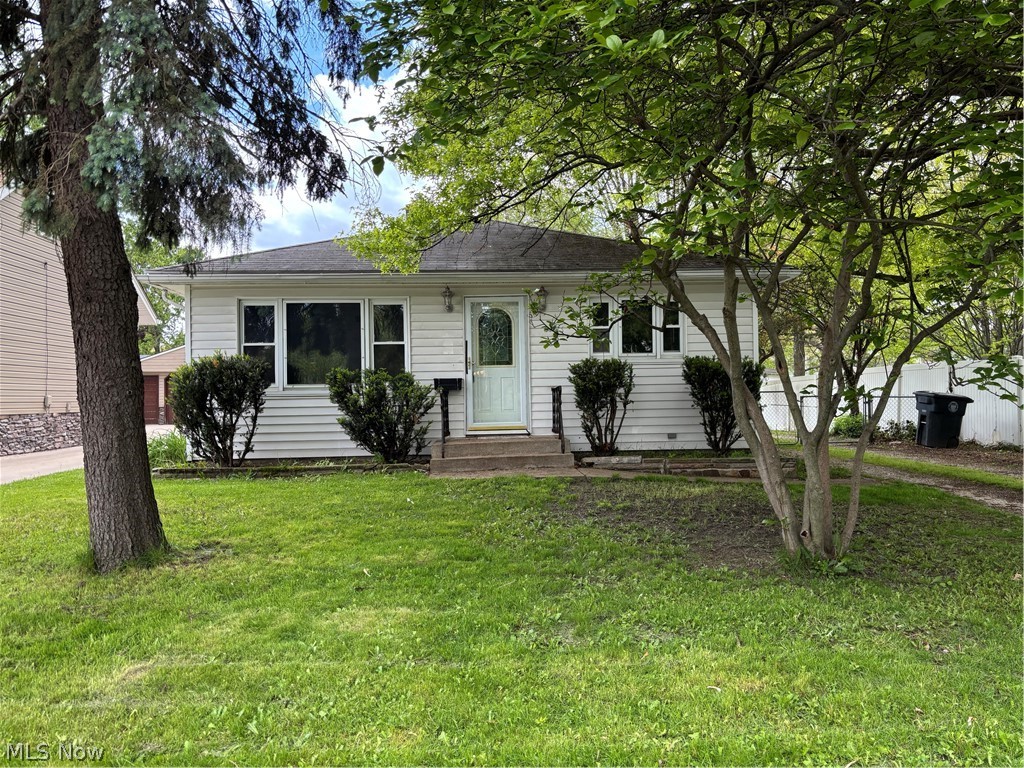 1274 Eastwood Avenue Akron OH 44305