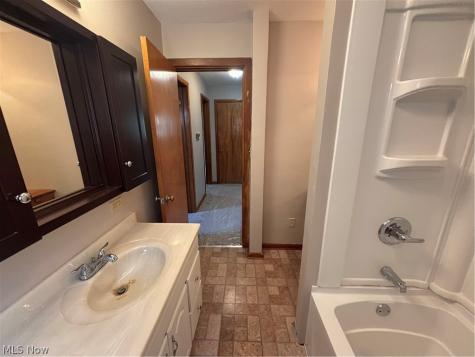 1274 Eastwood Avenue Akron OH 44305