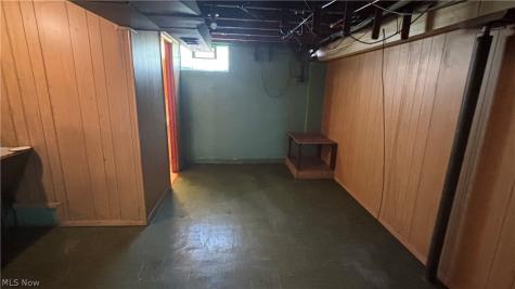 1274 Eastwood Avenue Akron OH 44305