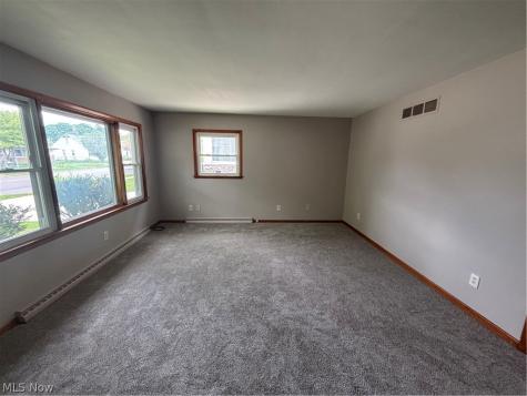 1274 Eastwood Avenue Akron OH 44305