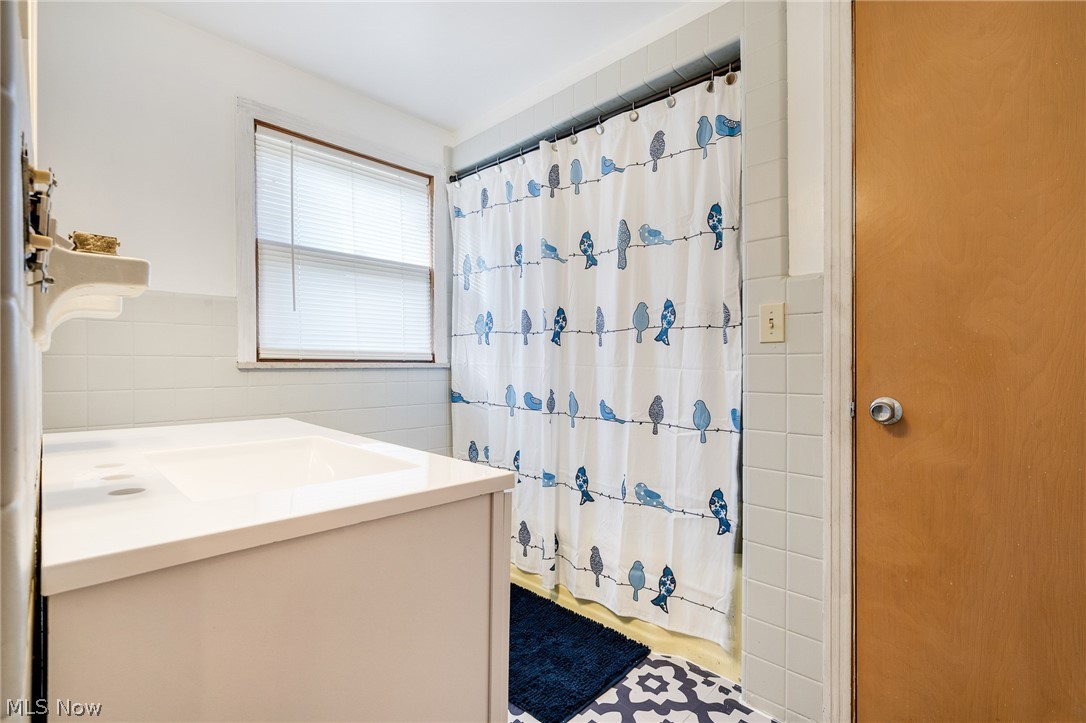 329 Prescott Street Hubbard OH 44425