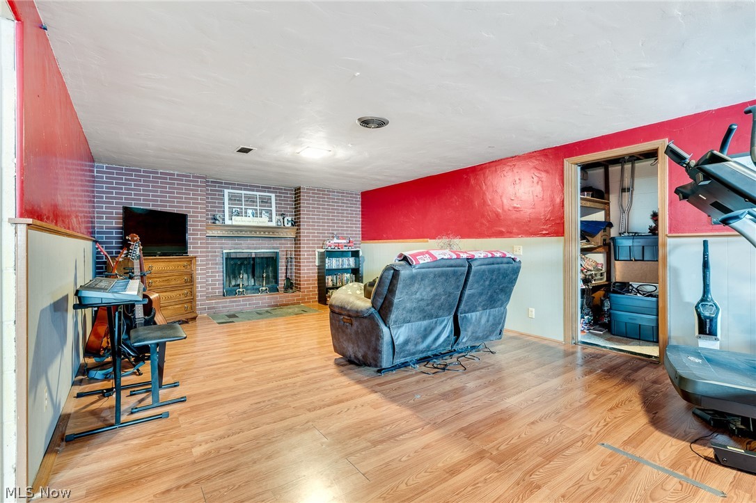 329 Prescott Street Hubbard OH 44425