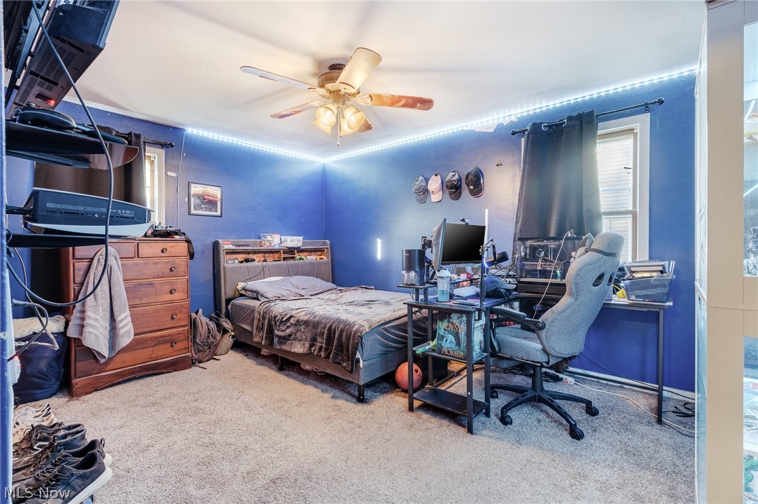 329 Prescott Street Hubbard OH 44425