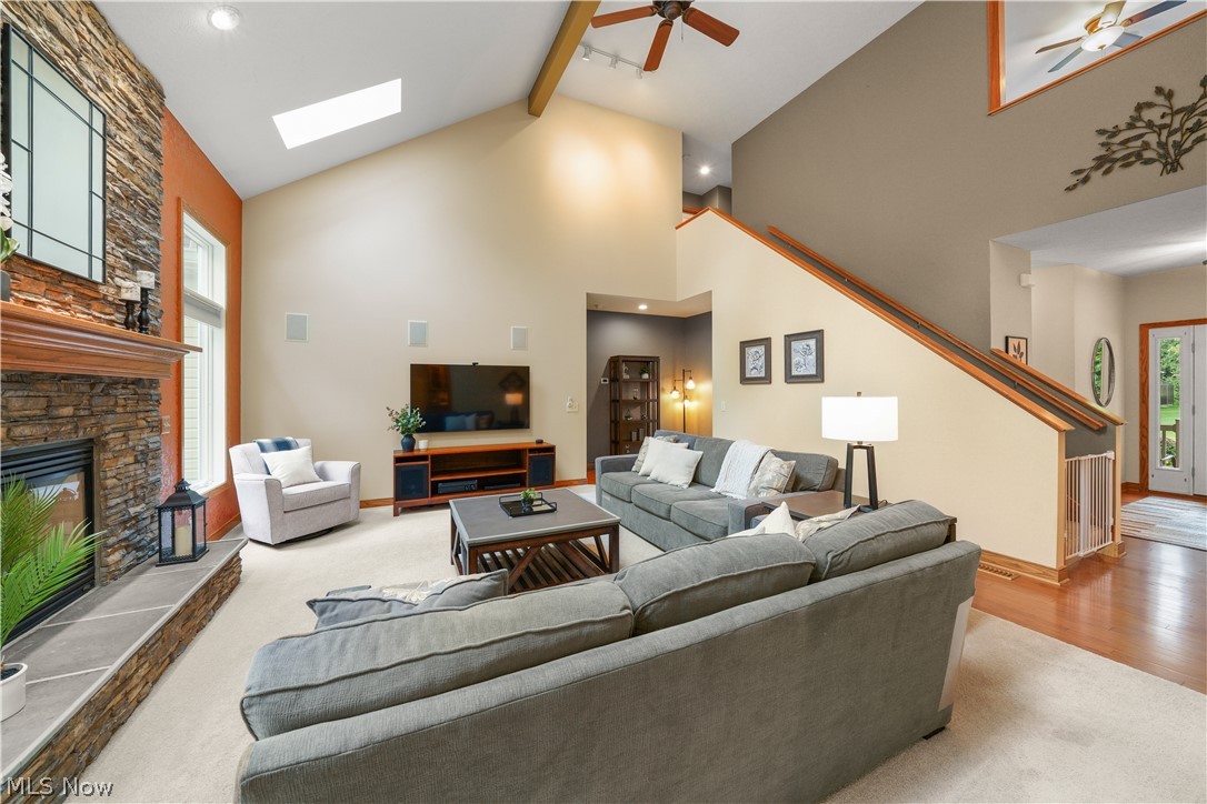 953 Outrigger Cove Painesville OH 44077
