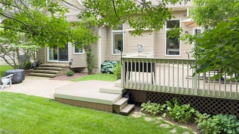 953 Outrigger Cove Painesville OH 44077