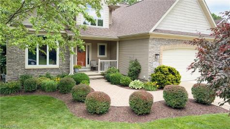 953 Outrigger Cove Painesville OH 44077