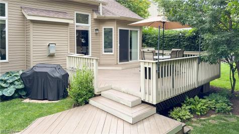 953 Outrigger Cove Painesville OH 44077