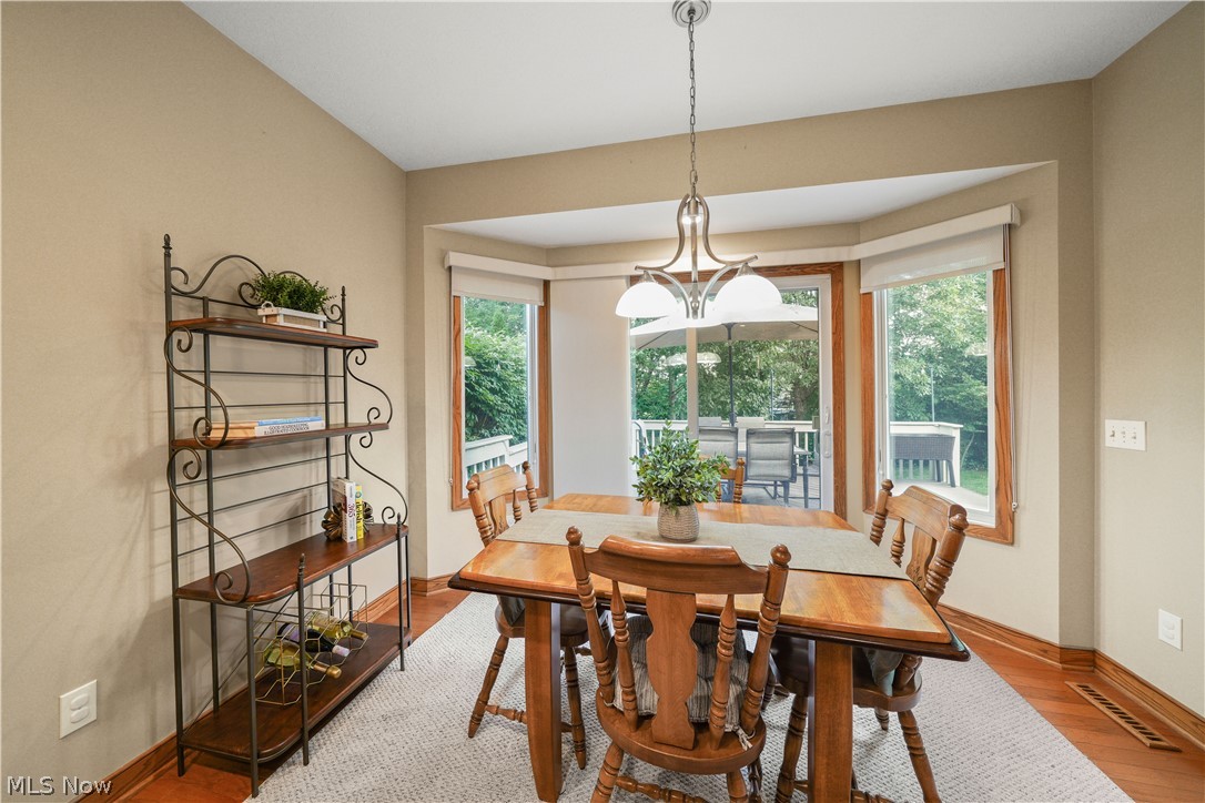 953 Outrigger Cove Painesville OH 44077