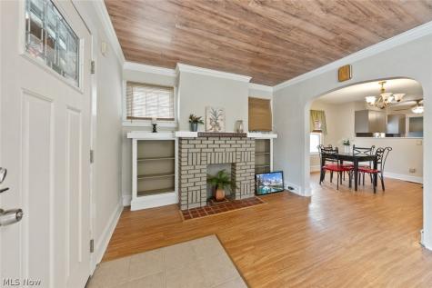 13613 Astor Avenue Cleveland OH 44135