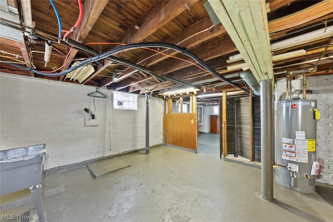 13613 Astor Avenue Cleveland OH 44135