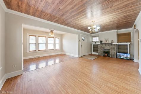 13613 Astor Avenue Cleveland OH 44135