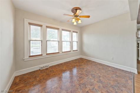 13613 Astor Avenue Cleveland OH 44135