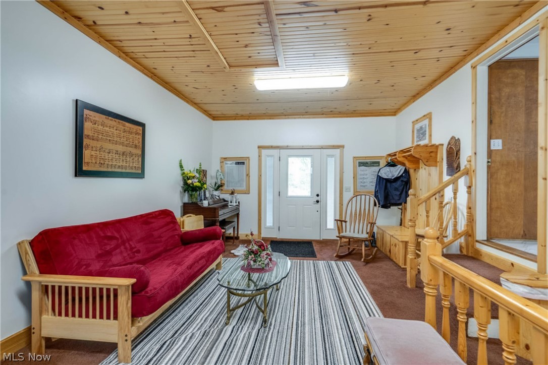 12722 Lisbon Street SE Paris OH 44669