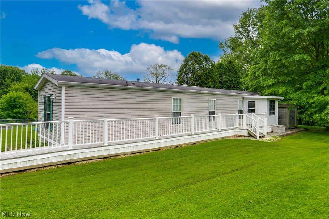 12722 Lisbon Street SE Paris OH 44669