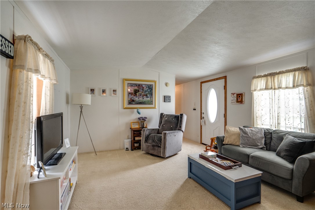 12722 Lisbon Street SE Paris OH 44669