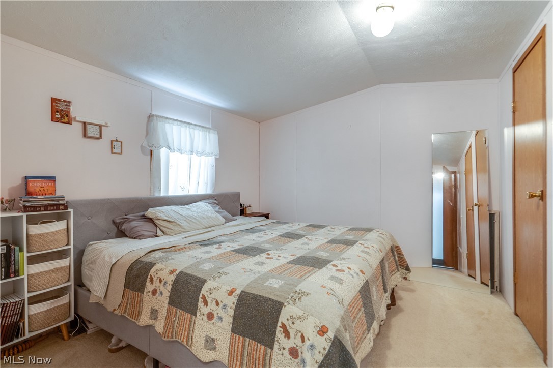 12722 Lisbon Street SE Paris OH 44669