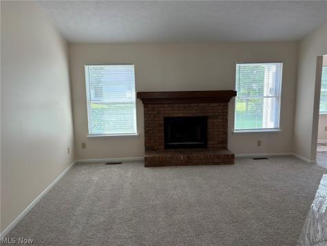 459 Hampton Drive Elyria OH 44035