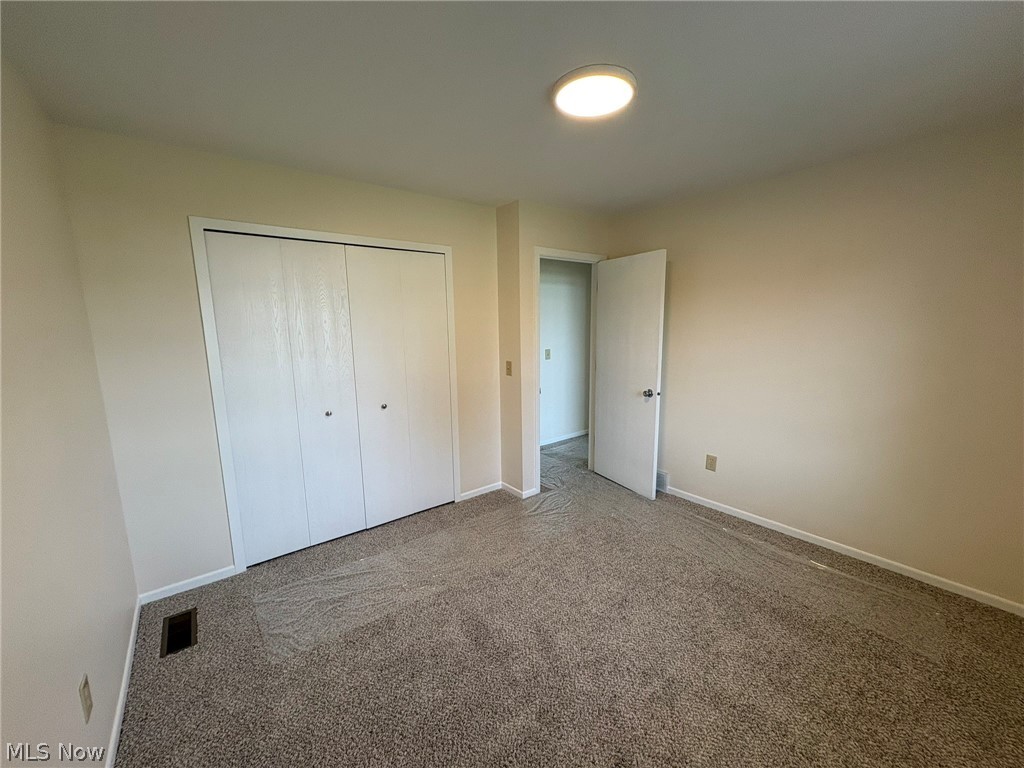 459 Hampton Drive Elyria OH 44035