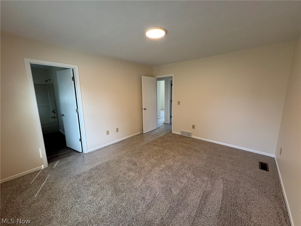 459 Hampton Drive Elyria OH 44035