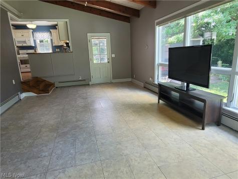 1721 10th Street NE Massillon OH 44646