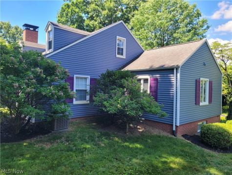 1721 10th Street NE Massillon OH 44646