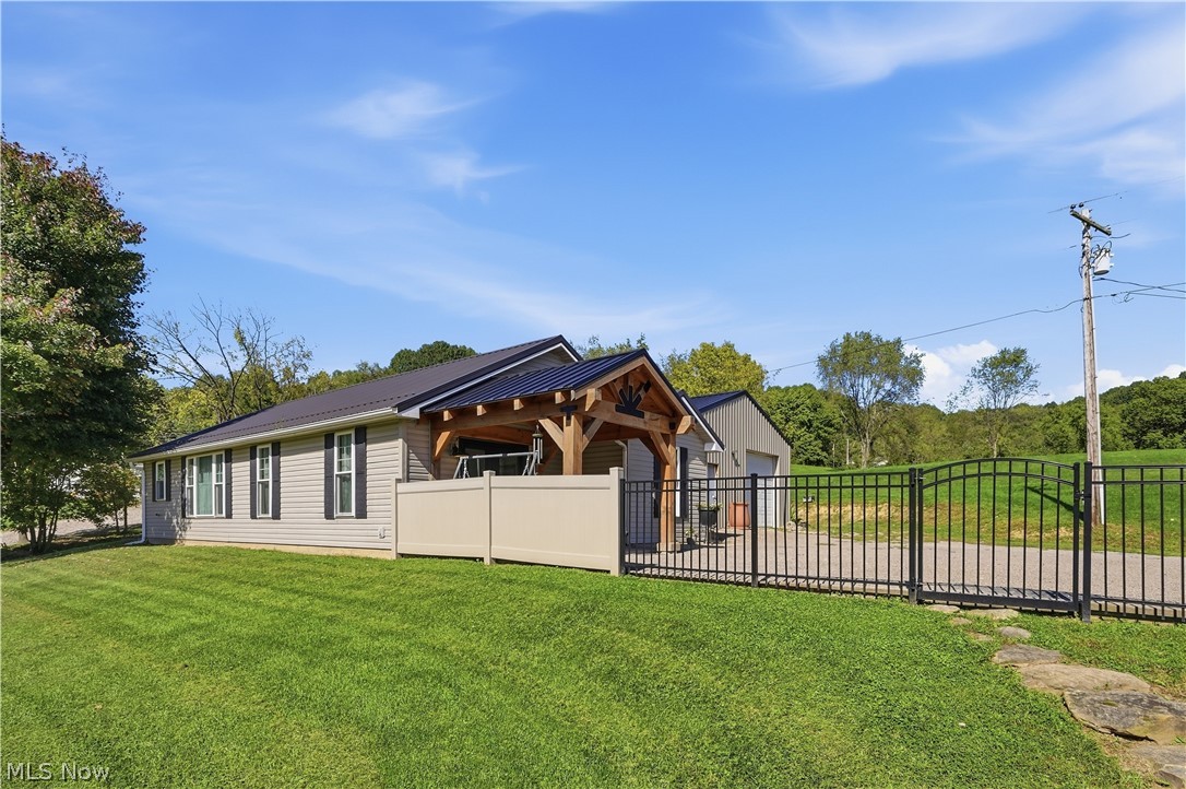 46308 Township Road 285 Coshocton OH 43812