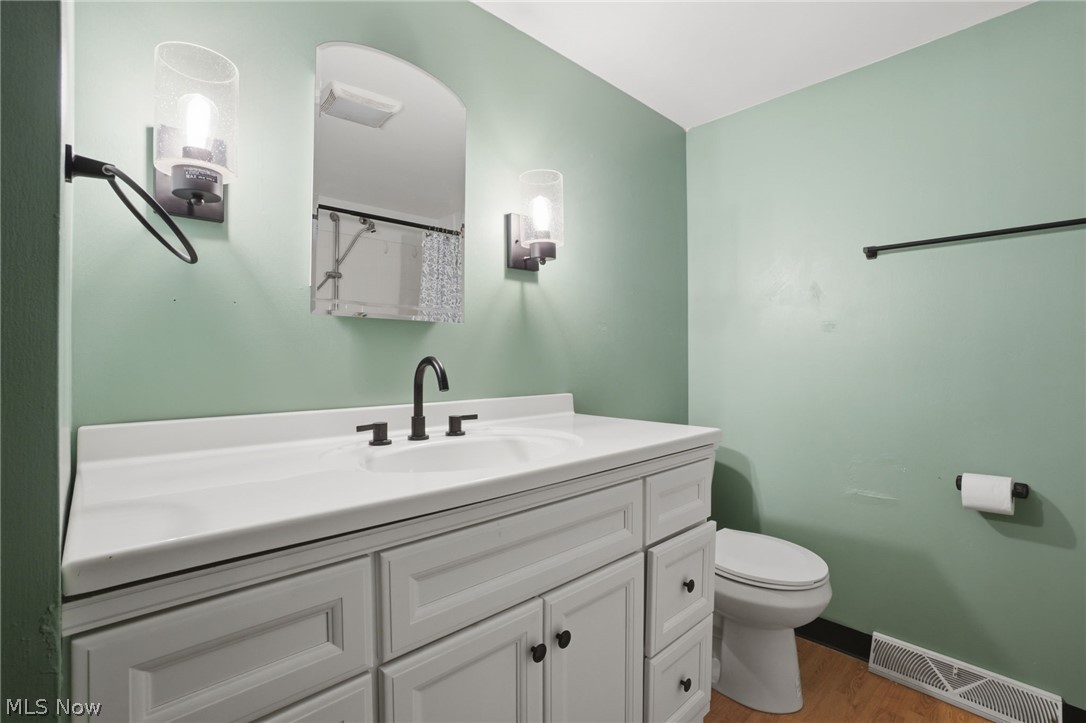 164 Bridge Street Conneaut OH 44030