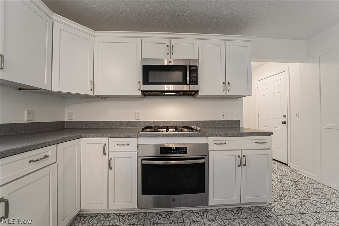 368 Leverett Lane Highland Heights OH 44143