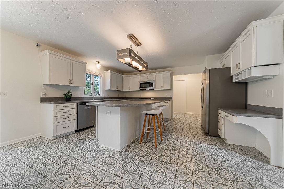 368 Leverett Lane Highland Heights OH 44143