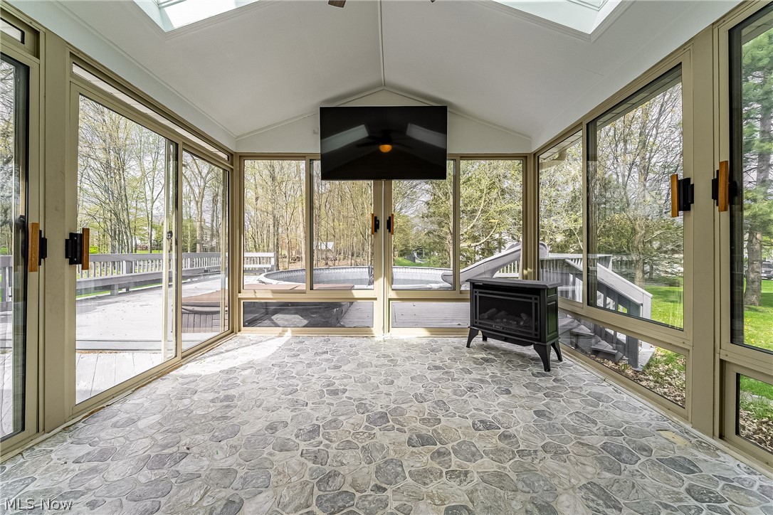 368 Leverett Lane Highland Heights OH 44143