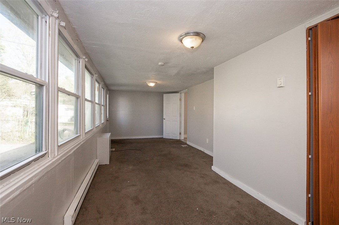 18761 Raymond Street Maple Heights OH 44137