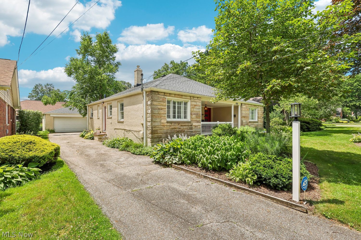 870 Sunnyside Avenue Akron OH 44303
