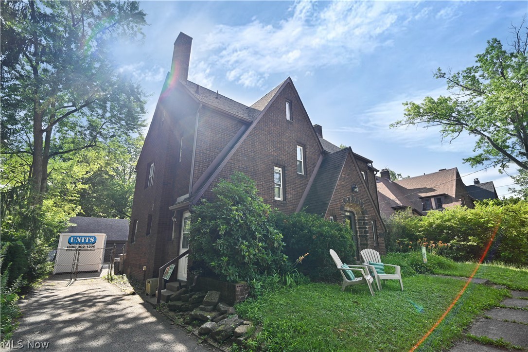2367 Selma Avenue Youngstown OH 44504