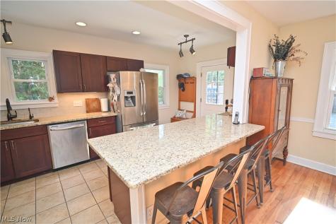 2367 Selma Avenue Youngstown OH 44504