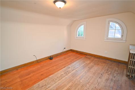 2367 Selma Avenue Youngstown OH 44504
