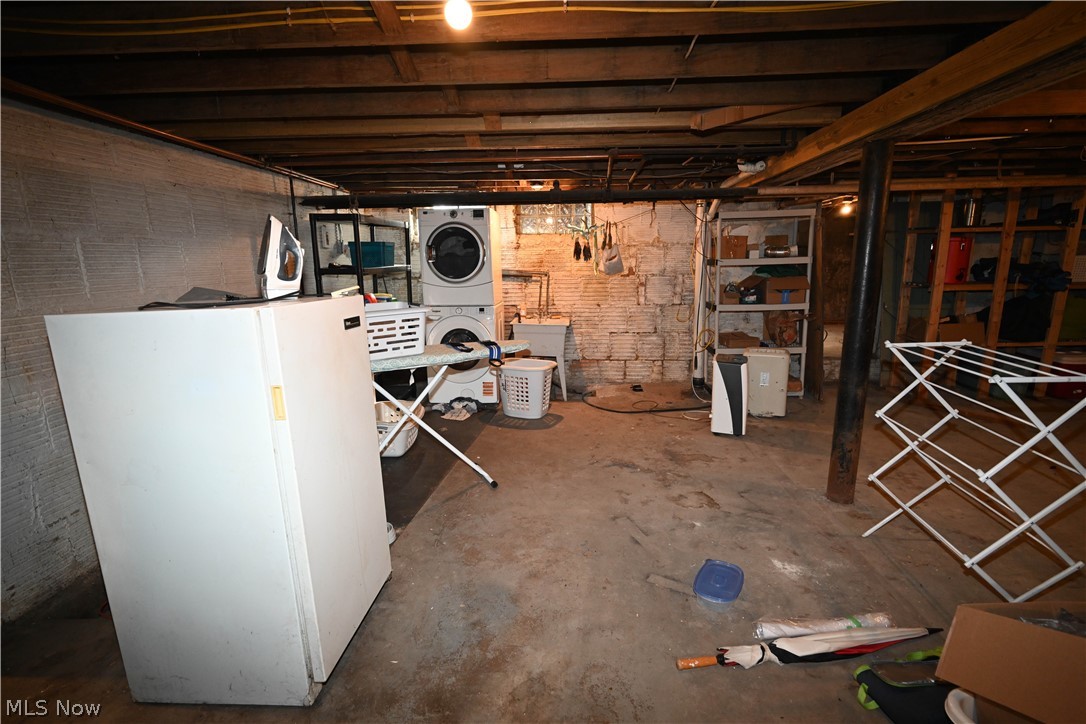 2367 Selma Avenue Youngstown OH 44504