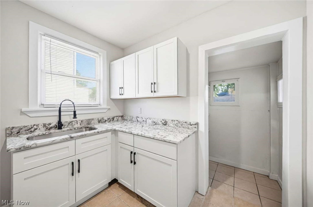1524 E 221st Street Euclid OH 44117