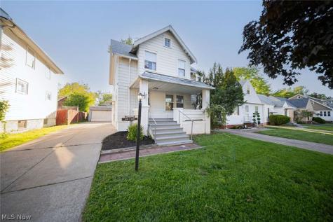 1524 E 221st Street Euclid OH 44117