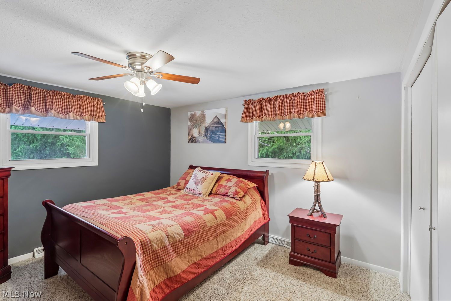 17570 Hicks Road Walton Hills OH 44146