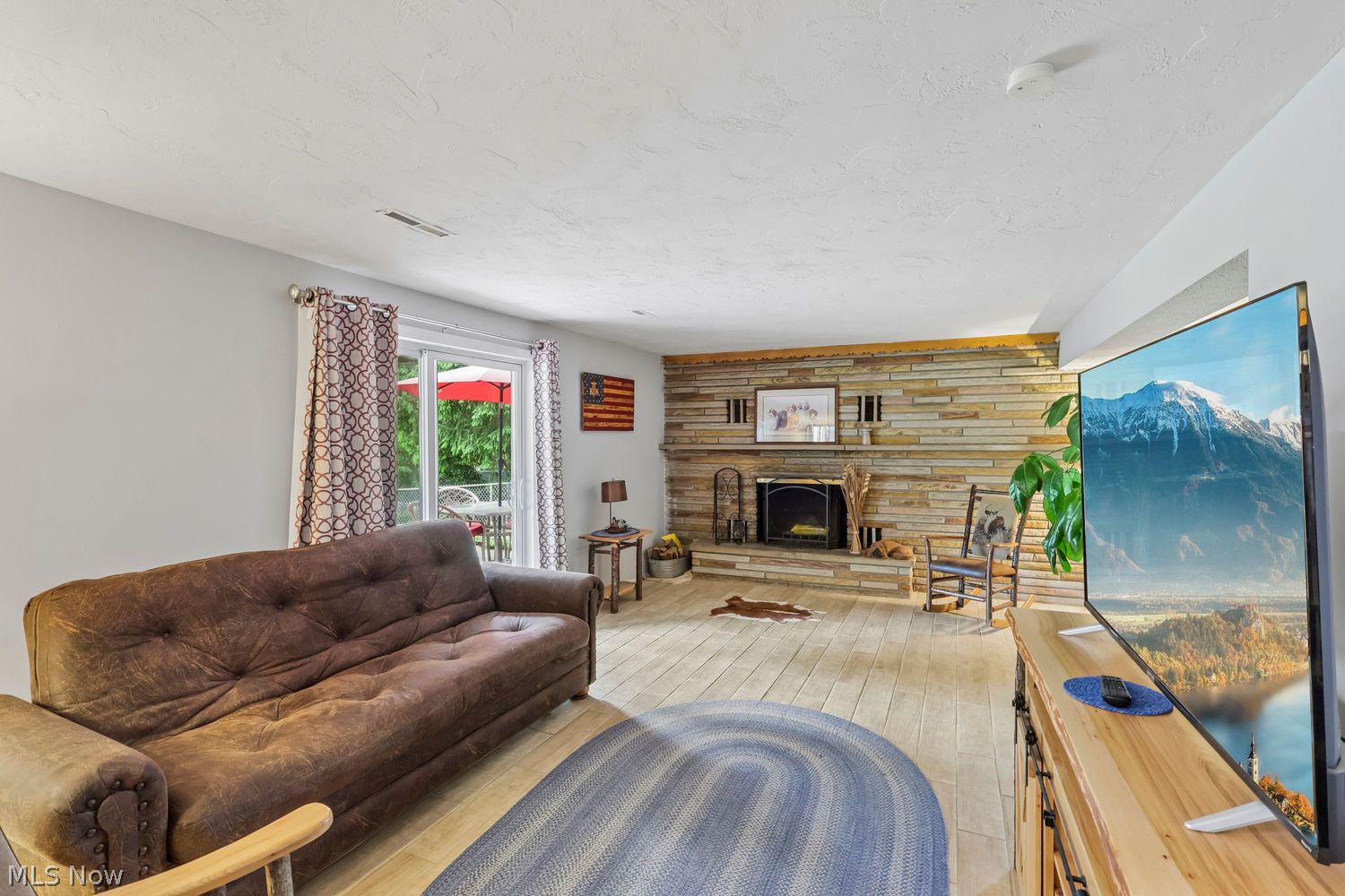 17570 Hicks Road Walton Hills OH 44146