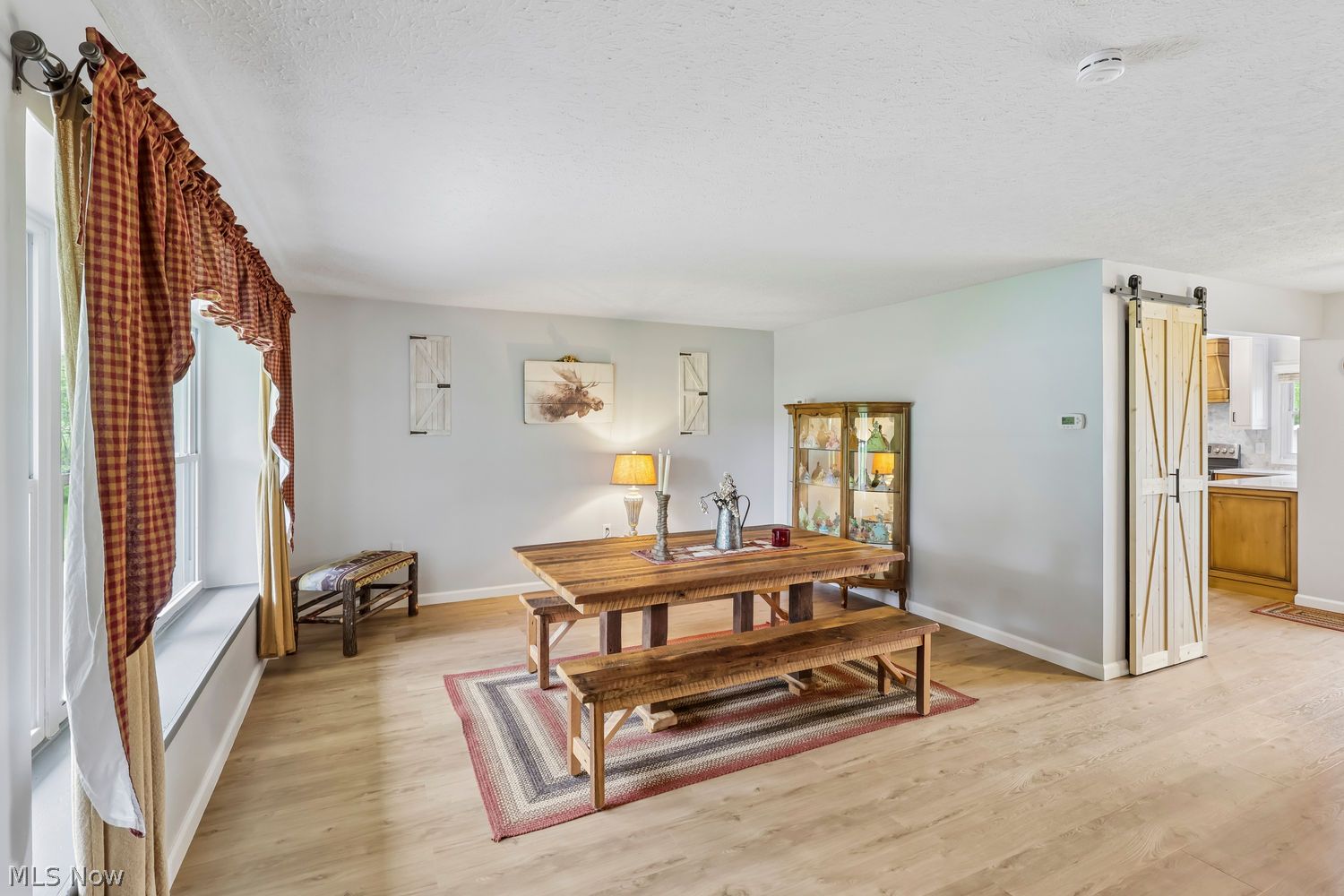 17570 Hicks Road Walton Hills OH 44146